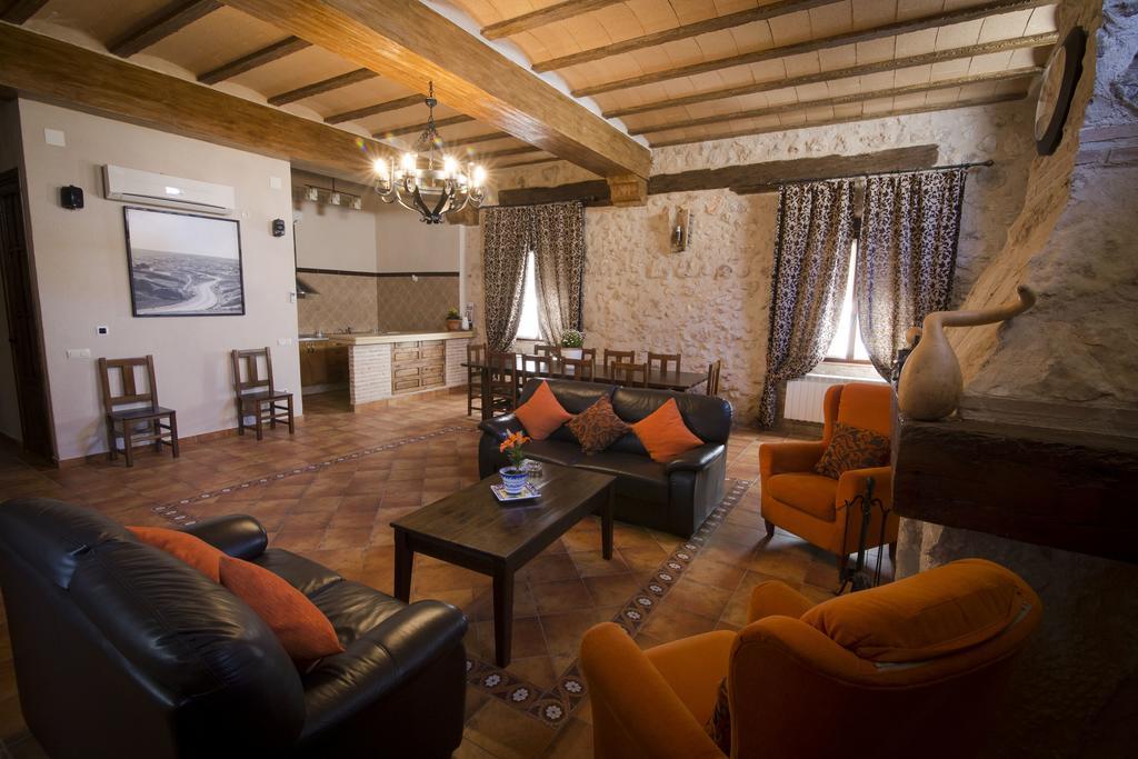 بيلمونت Casa Rural Casona La Beltraneja المظهر الخارجي الصورة