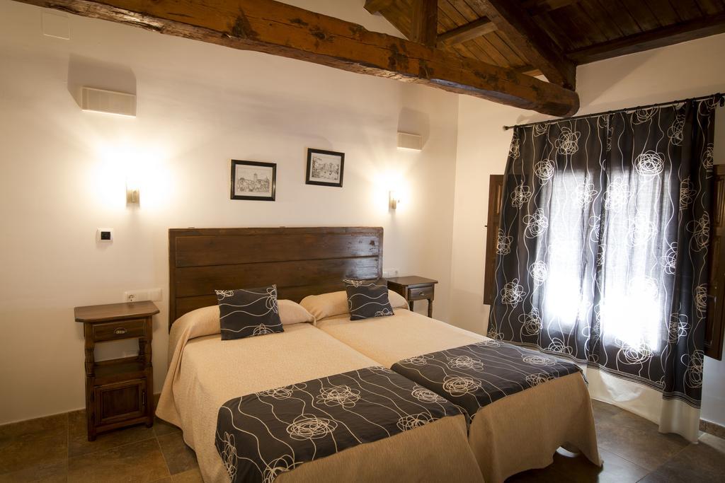 بيلمونت Casa Rural Casona La Beltraneja المظهر الخارجي الصورة