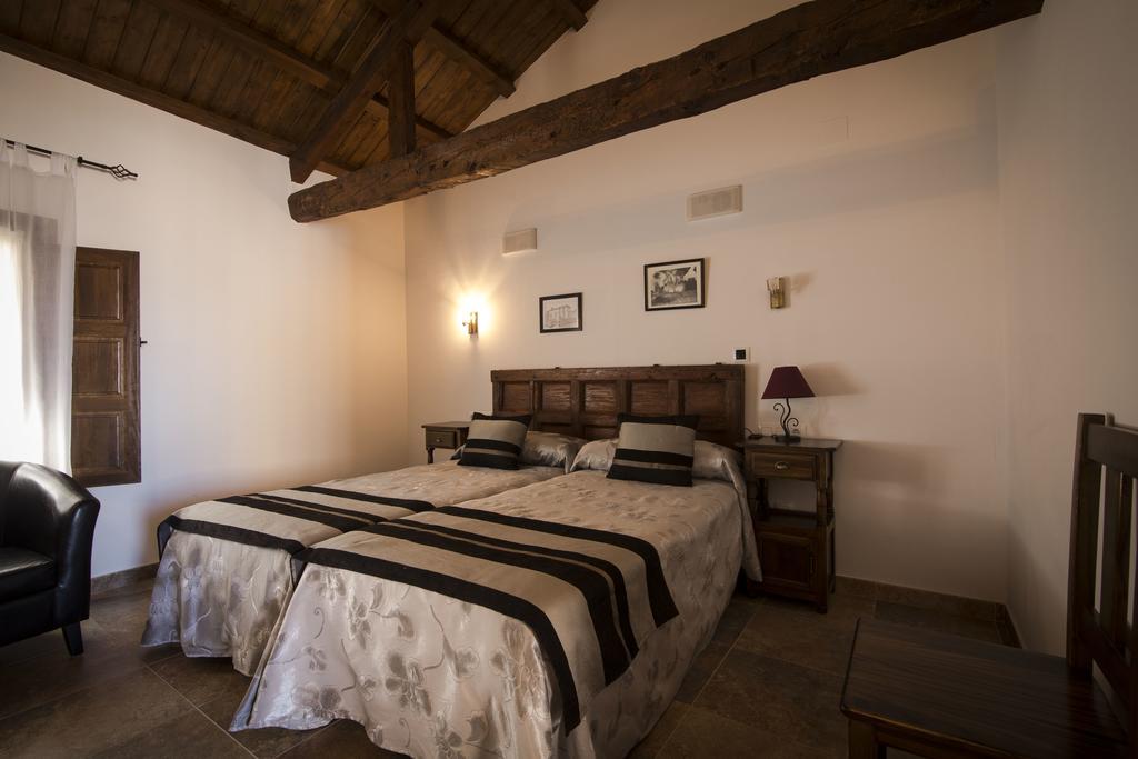 بيلمونت Casa Rural Casona La Beltraneja المظهر الخارجي الصورة