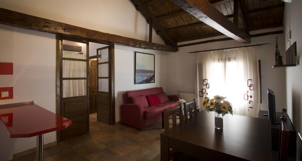 بيلمونت Casa Rural Casona La Beltraneja المظهر الخارجي الصورة