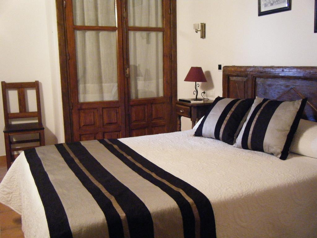 بيلمونت Casa Rural Casona La Beltraneja المظهر الخارجي الصورة